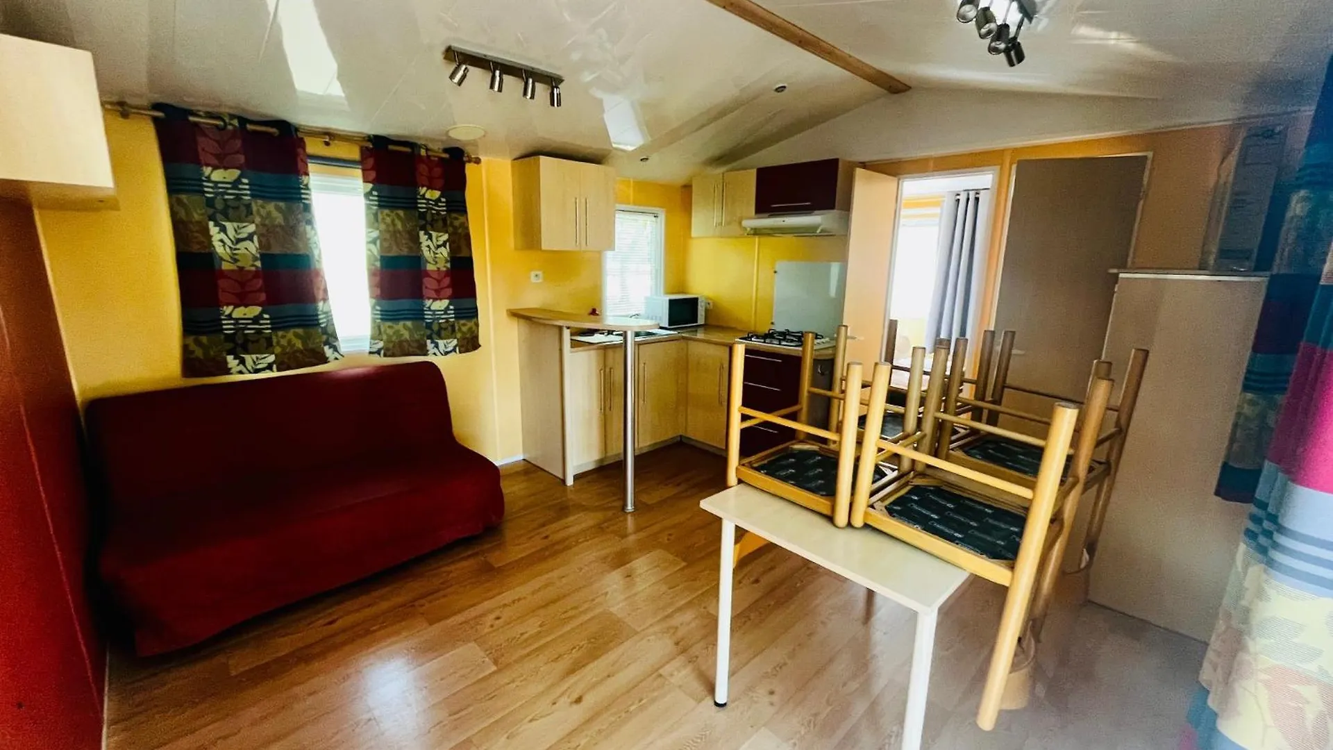 Villemur-sur-Tarn Mobil Home Mercure צרפת